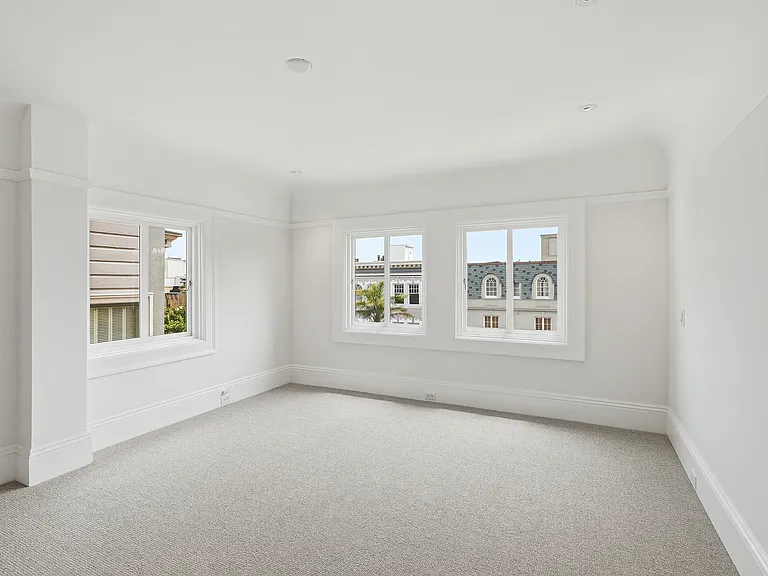 2998 Pacific Ave — Photo 58