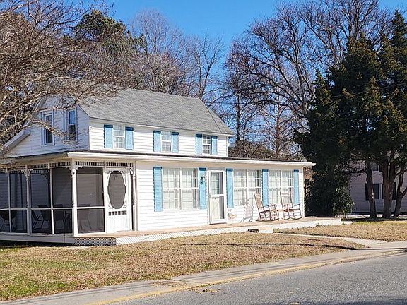 2nd image of 6403 Jester St