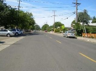 415 Oak Manor Dr, Ukiah, CA 95482