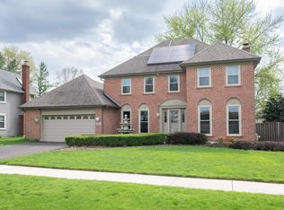447 Boulder Hill Pass, Oswego, IL
