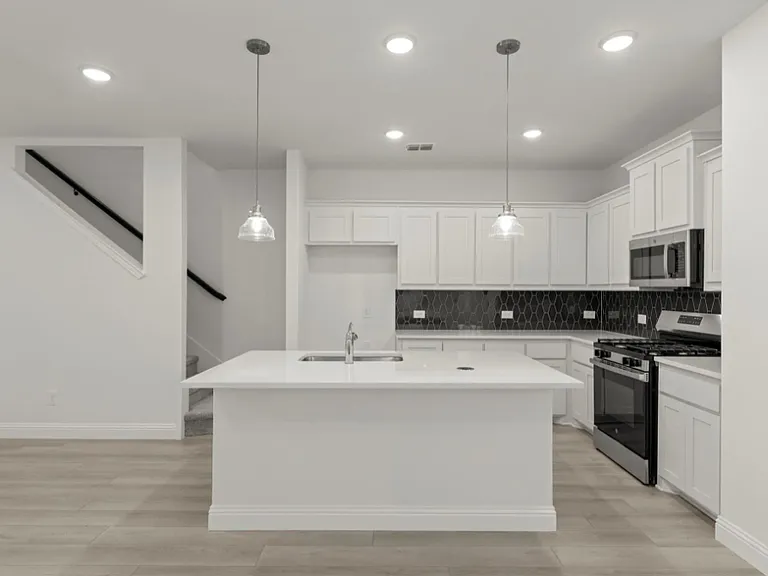 1072 Happy Holly Rd — Photo 11