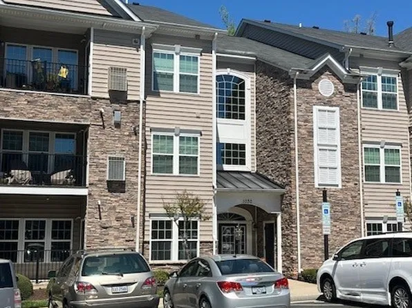 1030 Westwood Village Way Unit 402, Midlothian, VA 23114