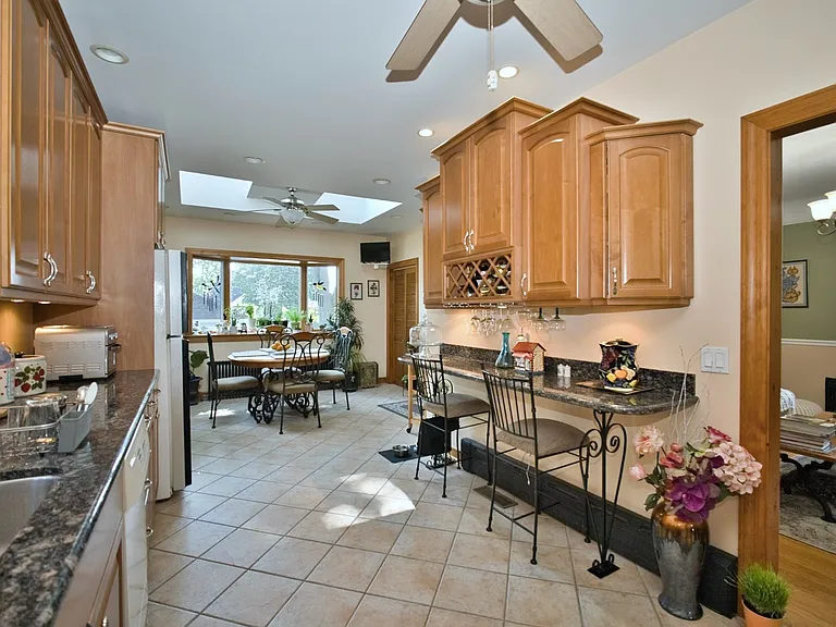5974 W Miami Ave — Photo 25