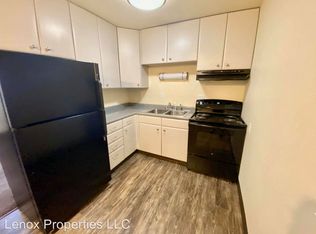 4223 Chamberlain Dr #5, Des Moines, IA 50312