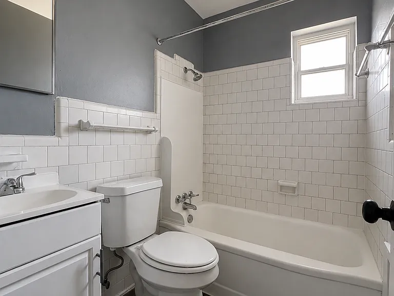 2101 Colorado Ave — Photo 6