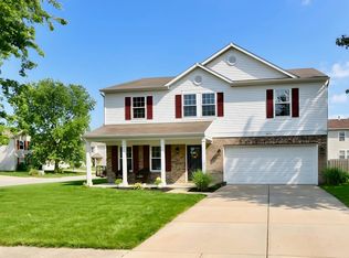 9890 Sapphire Berry Ln, Fishers, IN 46038