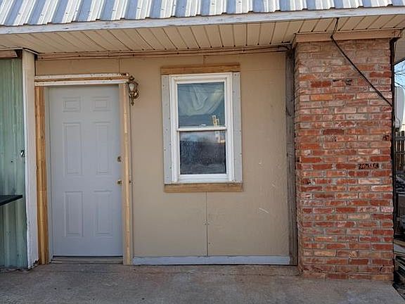 3rd image of 208 N 14th St
