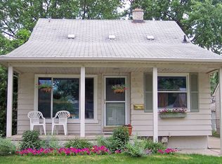 1360 N Bywood Ave, Clawson, MI 48017