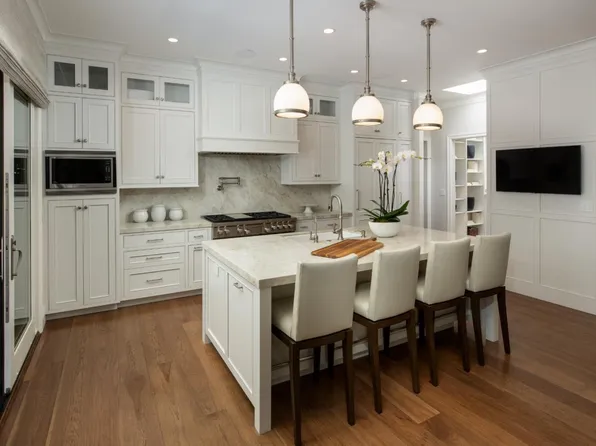 41 Deep Well Ln, Los Altos, CA 94022