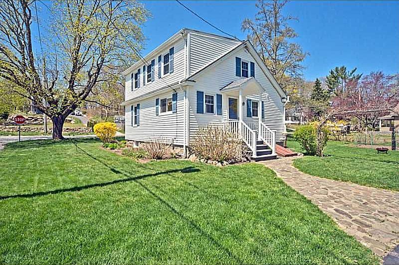1st image of 313 Willard Ave