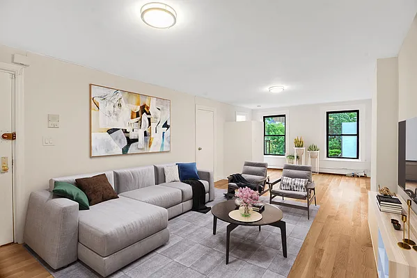 Rented by HH Property Management Services LLC | media 4