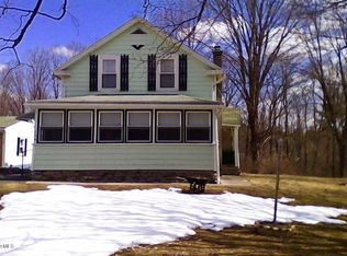 134 Bancroft Rd, Becket, MA 01223