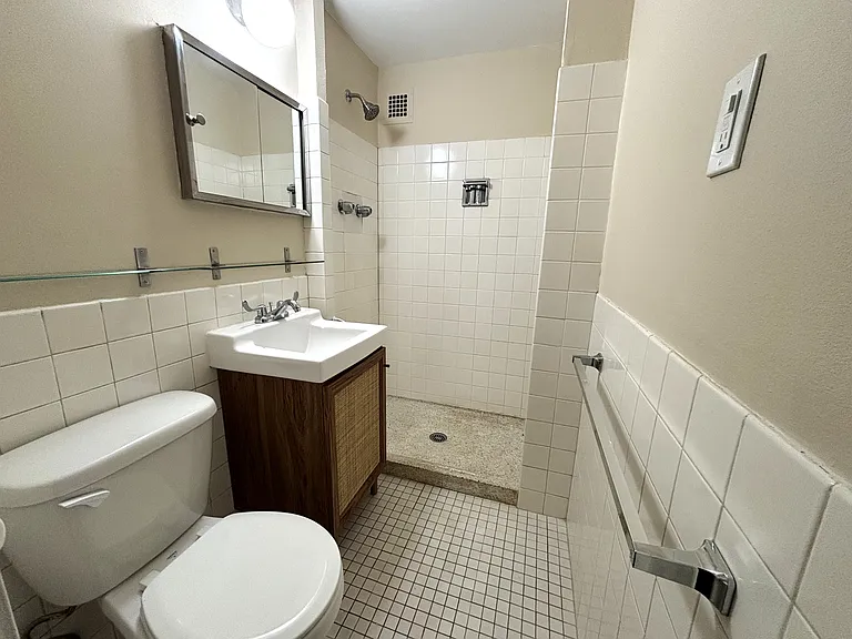 1301 Delaware Ave SW #N512 — Photo 11