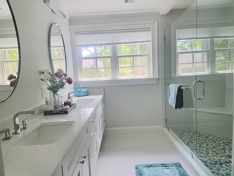86 Parker Rd — Photo 13