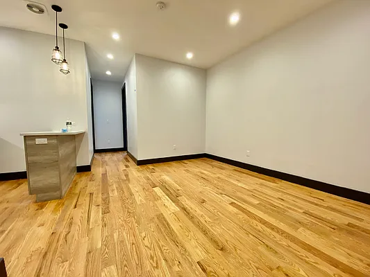 Rented by Doorway NYC, LLC | media 16