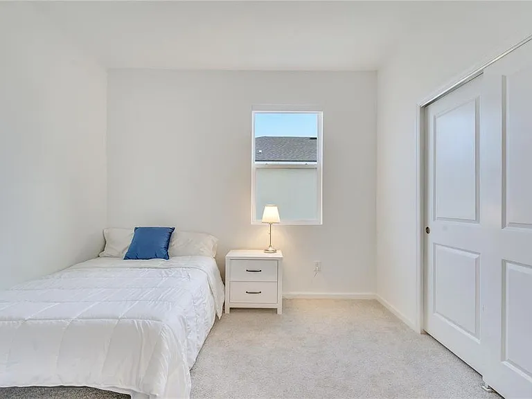 1098 Boardwalk Pl — Photo 20
