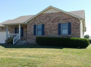 3272 S Senseney Cir, Clarksville, TN 37042