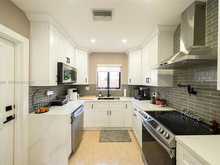 17901 SW 92nd Ct — Photo 10