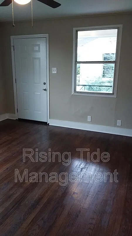2 bed, 1.0 bath, 708 sqft, $725 — Photo 3