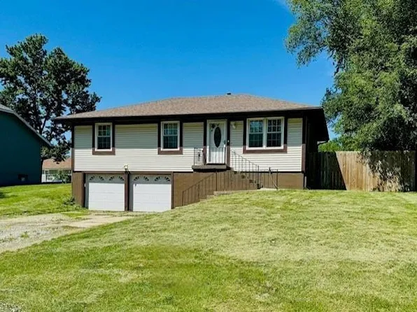 120 NE 991 Street Rd, Knob Noster, MO 65336