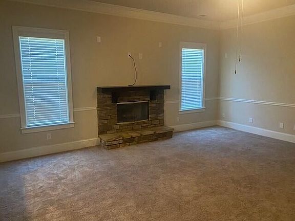 4th image of 2418 Sunflower Dr