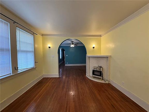 3rd image of 2020 S Salcedo St