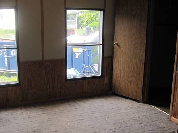 4th image of 5 Arbor Ave