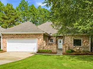135 Shadow Ridge Rd, Hattiesburg, MS 39402