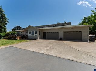 38703 Shady Oak Rd NE, Albany, OR 97322