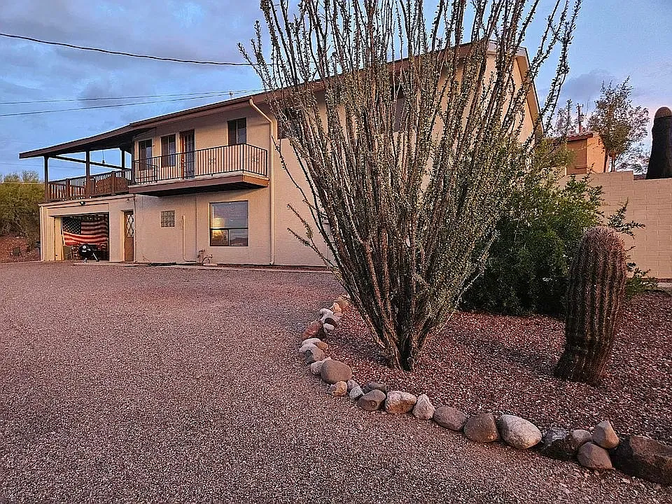 820 S Yaqui Dr