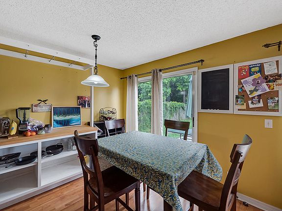 4th image of 5824 Thisledown Ct