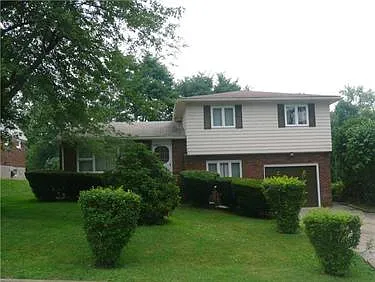 31 Beechwood Ave photo 1