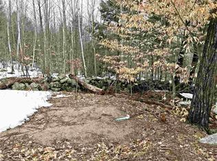 000 Viviana Dr, Farmington, NH 03835