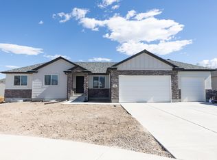 111 S Jodi Ln, Grantsville, UT 84029