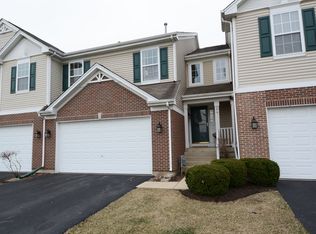 241 Larsdotter Ln, Geneva, IL 60134