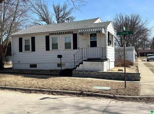 2744 S Lemon St, Sioux City, IA 51106