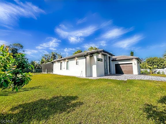 3rd image of 8396 Tolles Dr