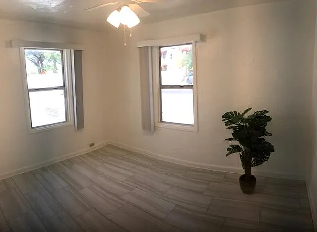 1032 E Glenn St — Photo 21