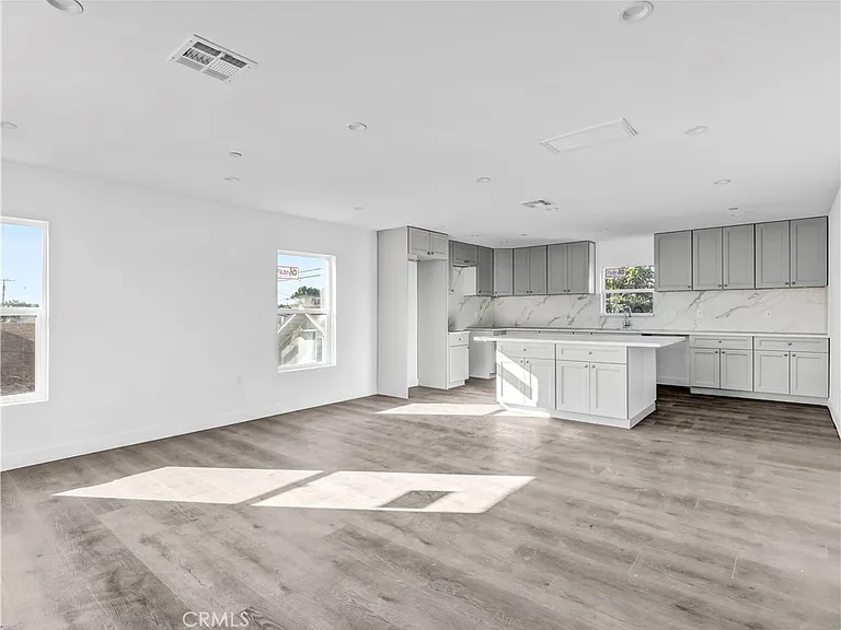 1231 1/2 S Rowan Ave #1/2 — Photo 12