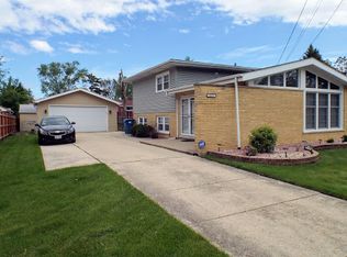 3632 148th St, Midlothian, IL 60445