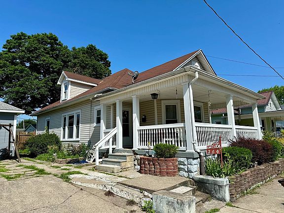 2nd image of 364 Ellerman St