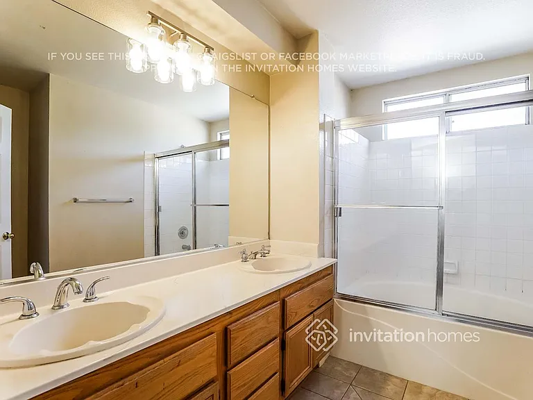 2547 Gemstone Ave — Photo 11