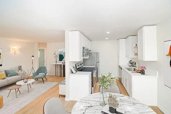6675 Linda Vista Rd — Photo 1