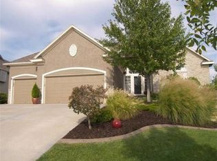 19426 W 98th St, Lenexa, KS 66220