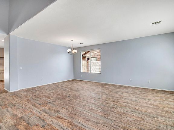 4th image of 4060 W KELTON Lane