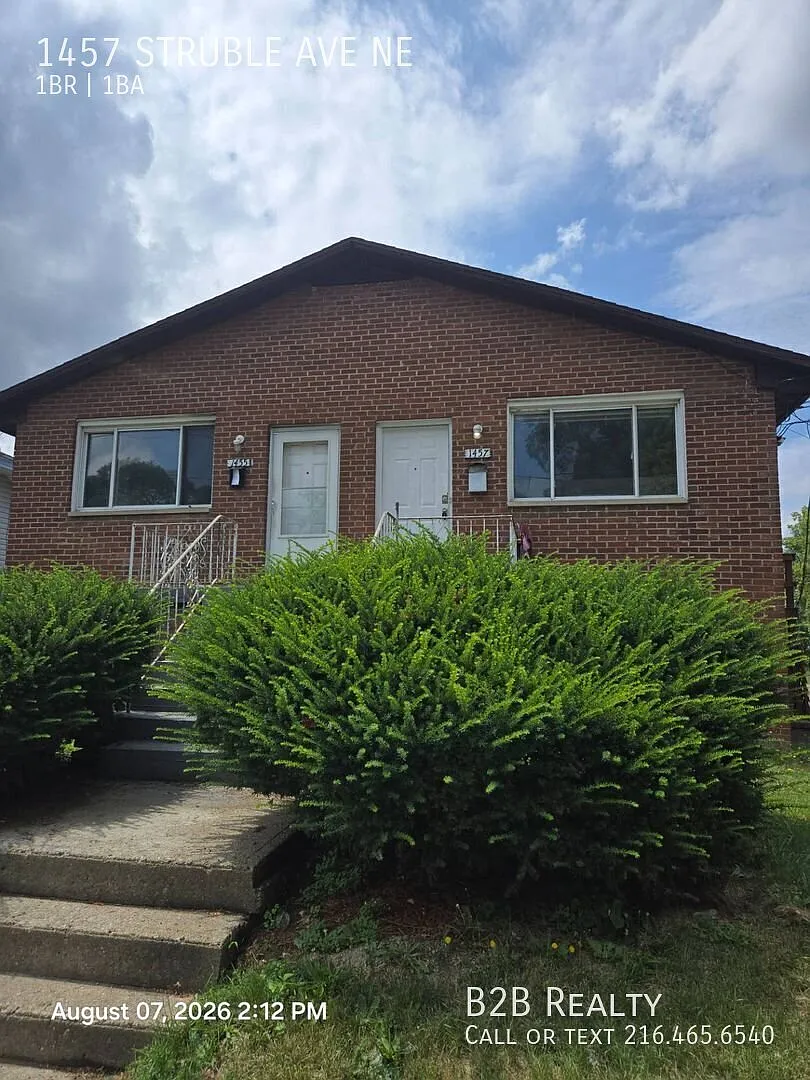 Charming 1-Bedroom Property in Prime Location — Photo 1