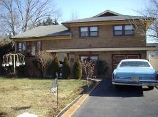 1320 E Blancke St, Linden, NJ 07036