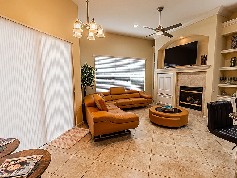 431 NW Cool Water Ct — Photo 7