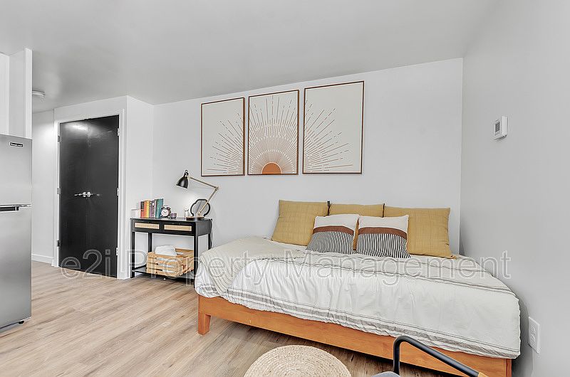 1st image of 111 Porter Ave