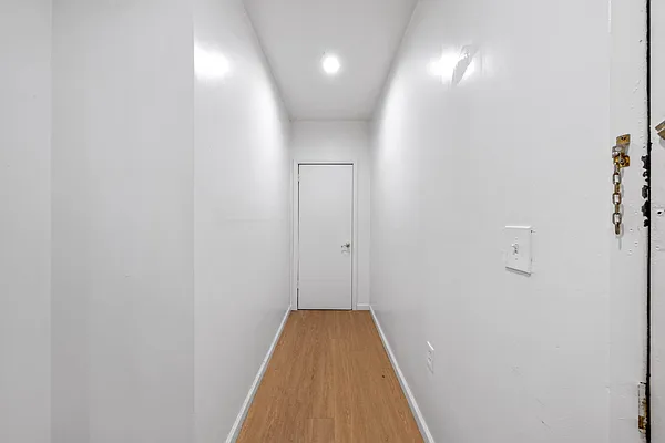 Rented by Skyhigh Realty NYC LLC | media 8